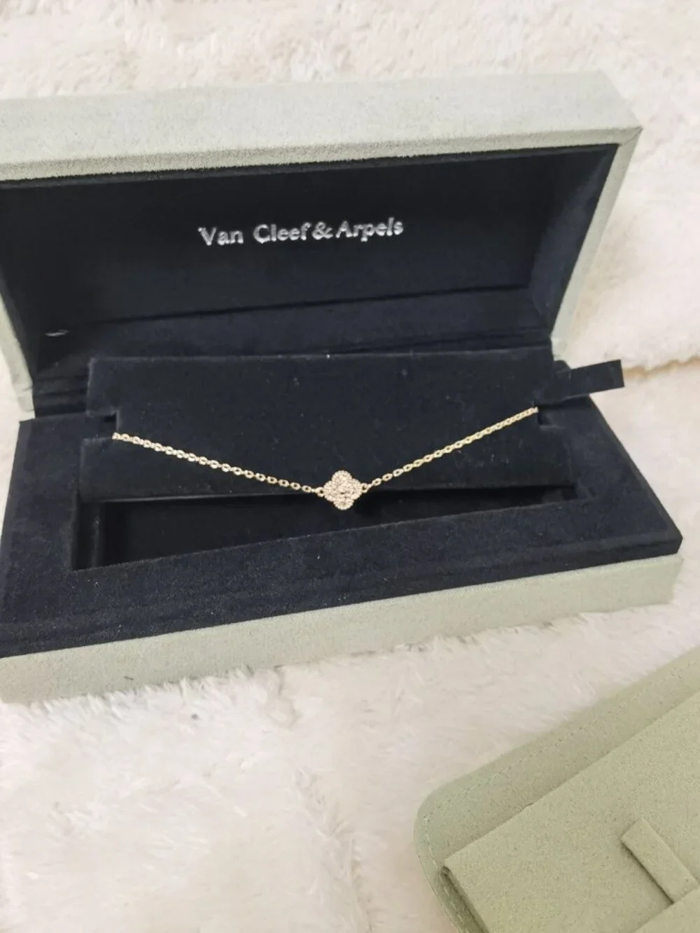 ✨ Van Cleef & Arpels Bracelet
